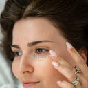 Contour des yeux